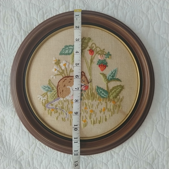 Embroidered Mouse & Strawberry Art - Picture 5 of 6